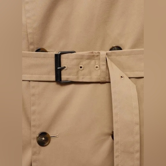 🧥 Mango Men's Classic Trench Coat - Timeless Elegance in Medium! - Picture 4 of 5